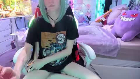 GreenEyedLovexo online show from April 15, 8:09 pm