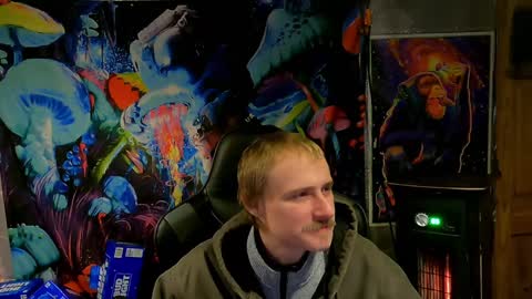 Greenlungs8195 online show from January 16, 7:28 am