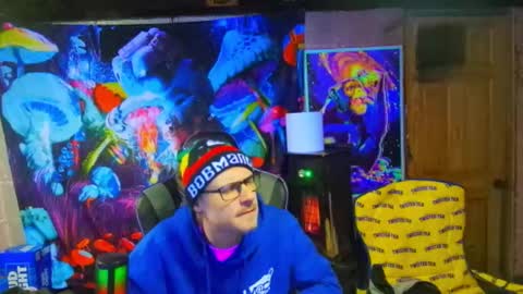 Greenlungs8195 online show from February 11, 7:12 am