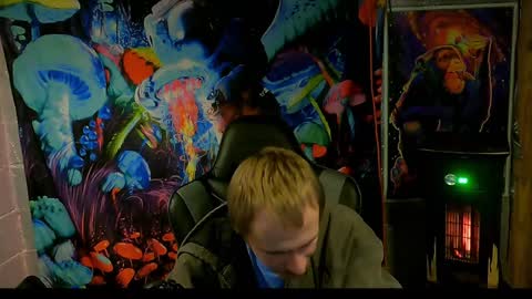 Greenlungs8195 online show from December 20, 5:47 am