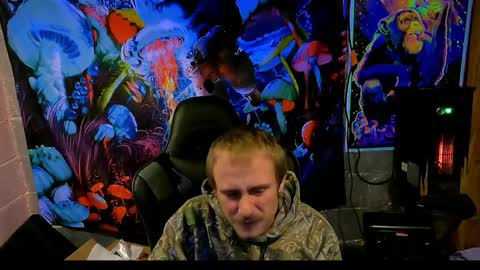 Greenlungs8195 online show from December 13, 6:42 am