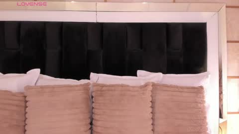 Greta Velvet  online show from May 22, 2:18 am