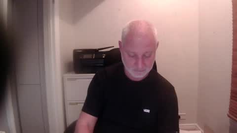 greyfox_6000 online show from December 9, 7:39 pm