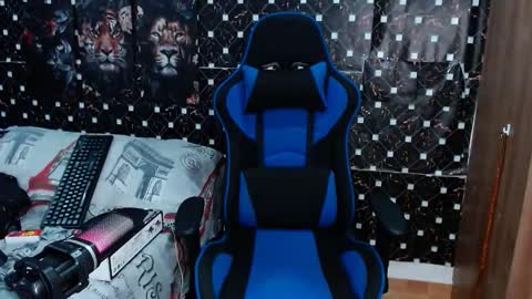 griego01 online show from December 19, 10:05 pm