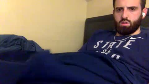 Snapshot of grobs123 chatting on September 25, 1:23 am grobs123 online show from September 25, 1:23 am