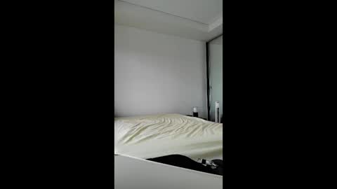 gstring_aussie_phil online show from March 9, 9:08 pm