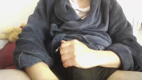 guapete 21x online show from March 6, 8:57 am