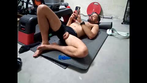 guapobinsix online show from January 10, 4:07 am