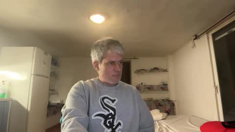 guardiannif_ online show from February 17, 6:51 pm