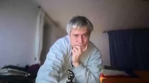 guardiannif_ online show from March 22, 12:14 am