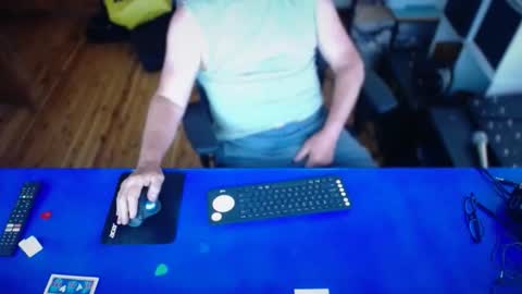 guesswhatigot2 online show from January 6, 7:23 am