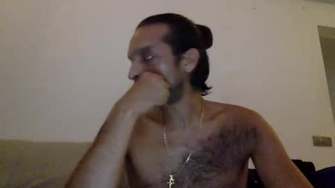 gustavoquinterodiaz online show from October 31, 7:47 pm