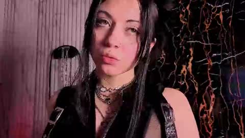 Snapshot of guxplo_ chatting on September 15, 3:02 pm Miss online show from September 15, 3:02 pm