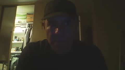 guy8inches4u online show from October 24, 11:22 am