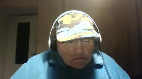 guyboy73 online show from October 12, 2:26 am