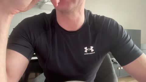 NaughtyFitHusband online show from March 31, 6:14 am