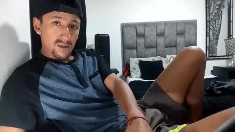 karim online show from December 20, 3:02 am