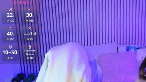 gyal_8_ online show from November 18, 3:31 am