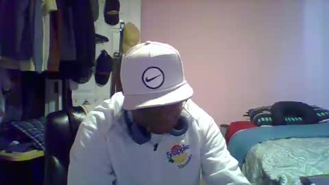 gyesaw1970 online show from November 7, 6:10 pm