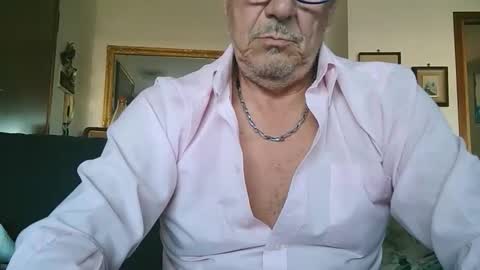 gyrdy online show from October 11, 2:11 pm