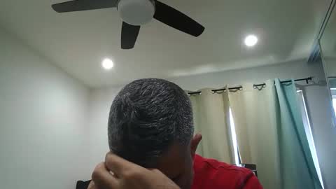 h0nest84 online show from February 21, 6:00 pm