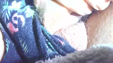 hagridthehorrible online show from December 4, 12:05 pm