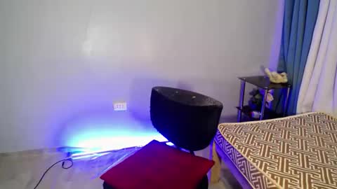 hailey69sexy online show from November 30, 10:33 am