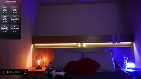 Hailey online show from March 4, 6:49 pm