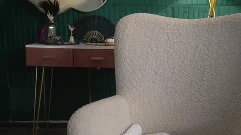 Hailey online show from February 27, 5:33 am