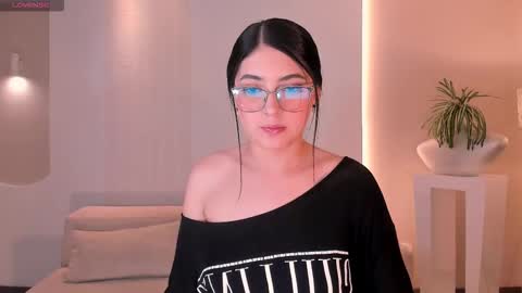 Hailey online show from January 5, 5:27 pm