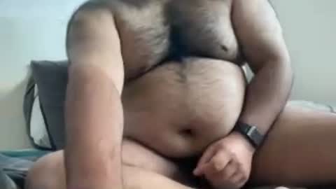 hairyaussie00 online show from June 22, 2:17 am