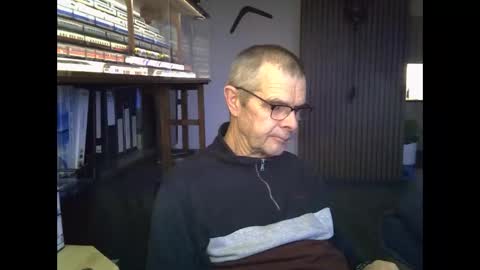 Prefer men 80 online show from February 8, 4:32 pm