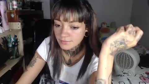 Hanya online show from June 20, 10:27 pm