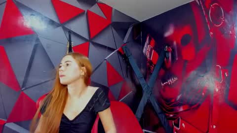 Hana and Zeta online show from November 29, 12:24 pm