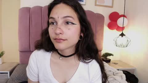 hanabie_ online show from April 12, 7:45 am