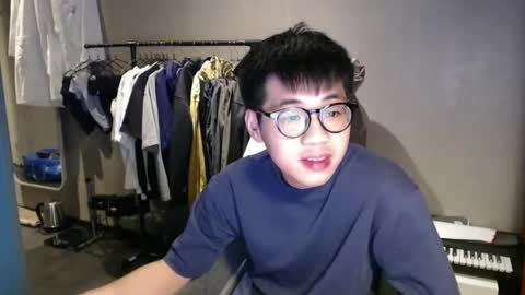 handsome_mannn online show from February 4, 12:14 am