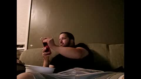 Handsomedaddy198923 online show from June 6, 8:09 am