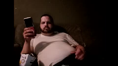 Handsomedaddy198923 online show from March 13, 8:28 am