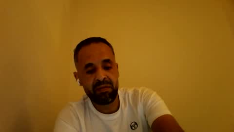 handsomepenis20cm online show from September 26, 7:11 pm