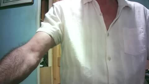 handymanforyou177322 online show from December 5, 10:18 pm