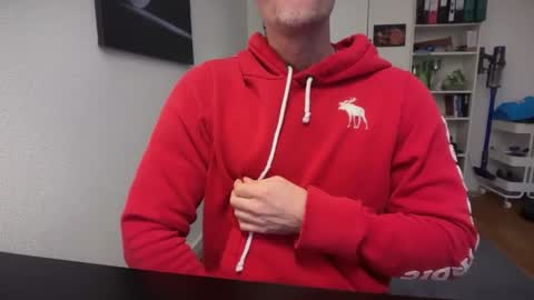 hanky online show from February 11, 7:56 am