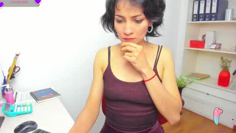Snapshot of hanna_chloe chatting on September 9, 8:09 pm Sara online show from September 9, 8:09 pm
