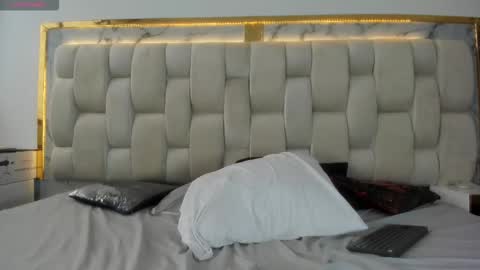 Hanna lens online show from January 15, 5:55 pm