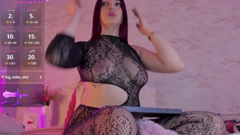 Snapshot of hannablaze_ chatting on January 25, 3:40 am HannaB  online show from January 25, 3:40 am