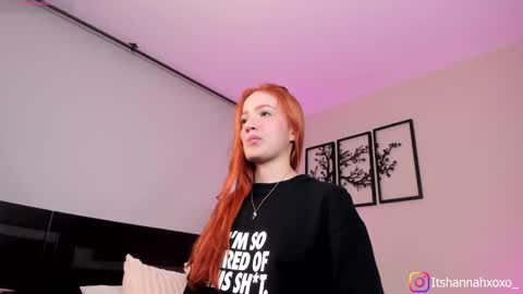 Snapshot of hannah_xoxo_ chatting on October 23, 9:15 pm Hannah online show from October 23, 9:15 pm