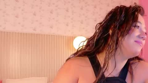 hannaprada1 online show from August 8, 11:31 am