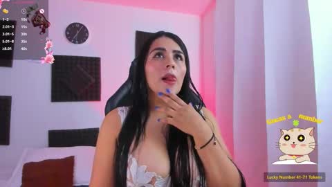 Hanna  online show from November 2, 12:05 pm