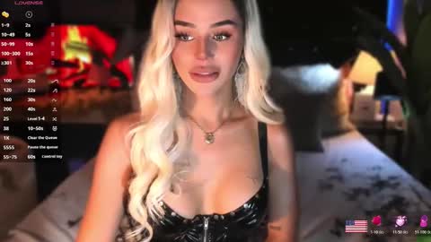 Snapshot of hanny113826 chatting on October 27, 2:44 am hanny113826 online show from October 27, 2:44 am