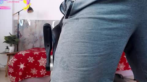 hanz_col online show from February 18, 2:28 pm