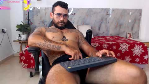 hanz_col online show from February 14, 8:33 pm